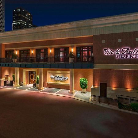 Отель The Westin Houston Downtown Экстерьер фото