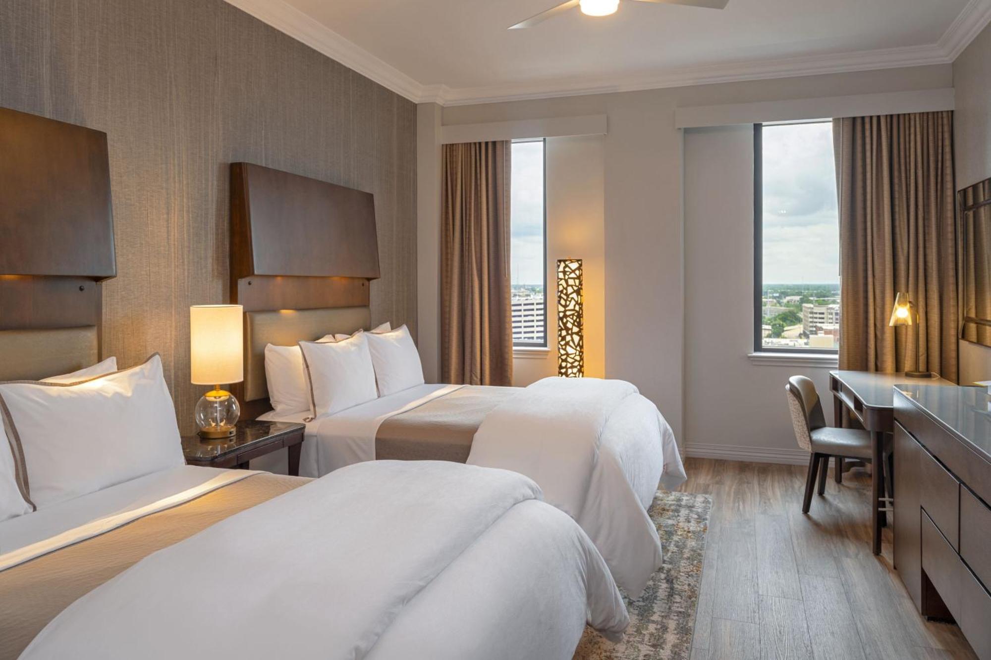 Отель The Westin Houston Downtown Экстерьер фото